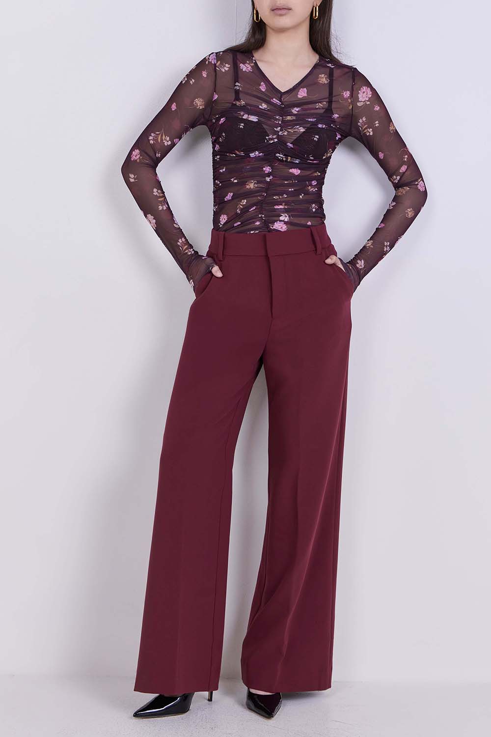 מכנסיים ארוכים